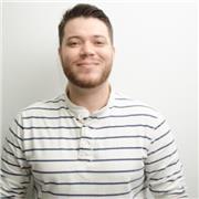 Profesor especializado en redacción periodística